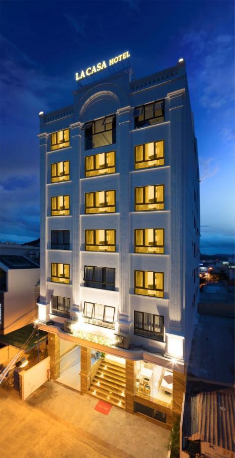 La Casa Hotel На Транг Екстериор снимка